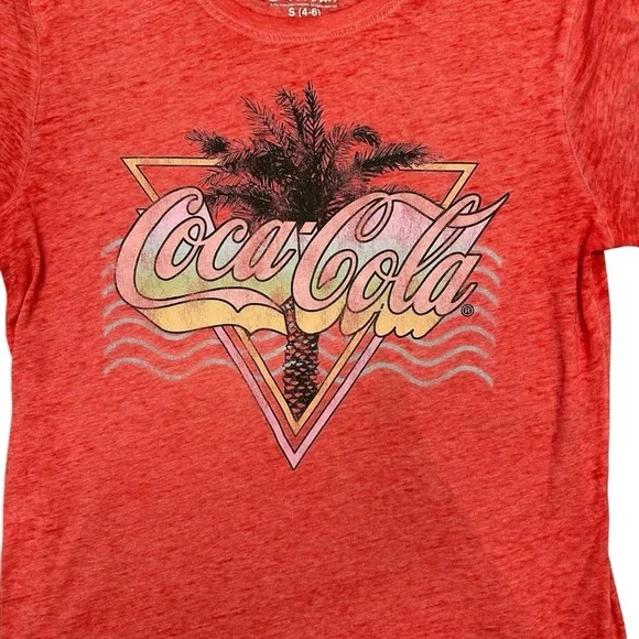 Coca Cola palm tree t shirt in heathered red Small - Picture 2 of 6